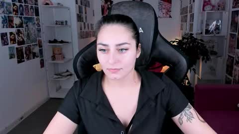 Snapshot of valeriiemills chatting on January 2026 02:54:02 PM Valerie online show from January 2026 02:54:02 PM