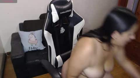 Snapshot of valerimayerss chatting on March 2026 11:32:01 PM ValeriaMayerss online show from March 2026 11:32:01 PM