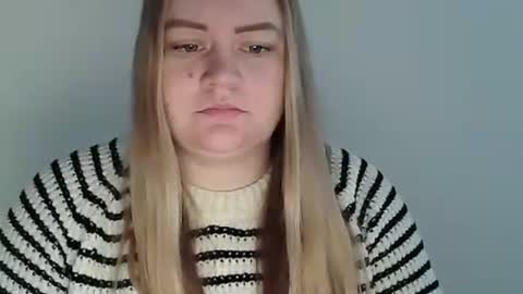 Snapshot of valerivane chatting on December 2025 07:13:02 AM Valery online show from December 2025 07:13:02 AM