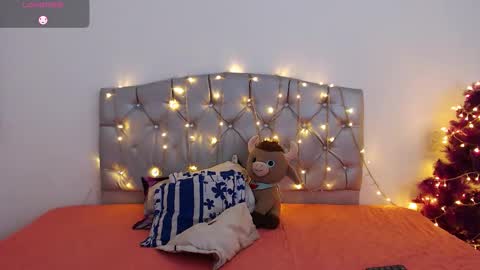 Snapshot of valery_alejo chatting on December 2025 06:22:02 AM valeria online show from December 2025 06:22:02 AM