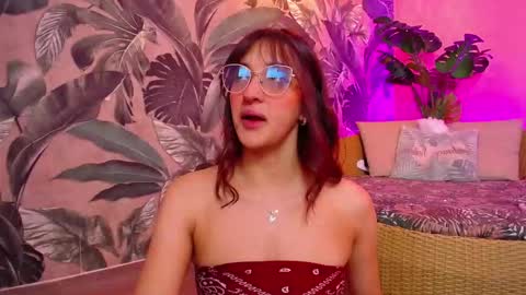 valery_blush online show from November 2025 04:25:02 AM