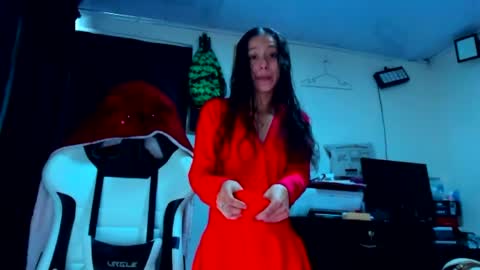 Snapshot of valerybaker1 chatting on May 2026 04:45:01 PM B V Naughty online show from May 2026 04:45:01 PM