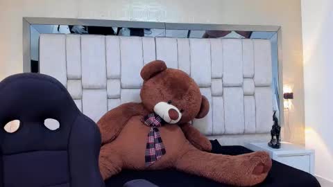 valerycooper23 online show from February 2026 09:22:01 PM