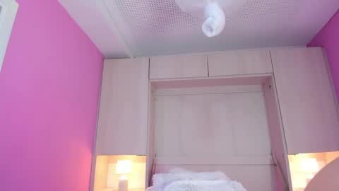 valerymeyerr online show from January 2025 07:17:01 AM