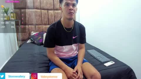 Valery Stonne  online show from December 2024 04:00:02 PM