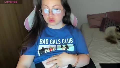 My name is Valery... Nice to meet you  thumb up me please its important online show from December 2024 12:59:02 AM