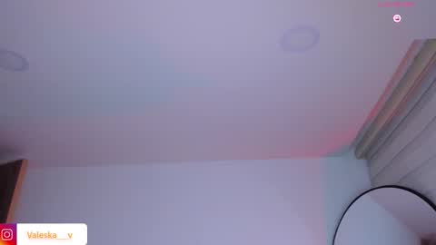 Snapshot of valeska__v chatting on March 2026 08:19:01 AM your loveee online show from March 2026 08:19:01 AM