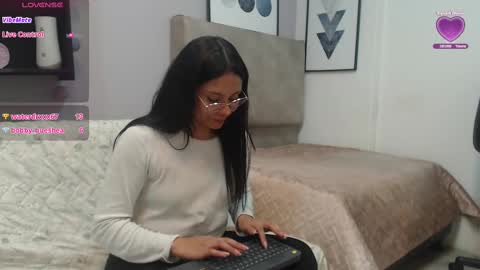 Snapshot of valevicious chatting on March 2025 07:21:02 PM valevicious online show from March 2025 07:21:02 PM