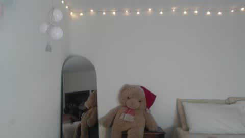 VALIENTE  online show from February 2026 12:55:01 AM