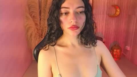 Valkiria  online show from November 2025 01:15:01 PM