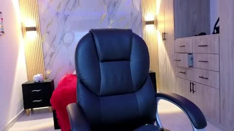 valkiria_eup online show from April 2026 12:16:02 AM