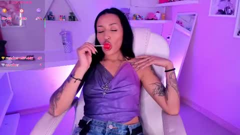 Snapshot of valkiria_ponce chatting on June 2026 05:38:02 AM Valkiria online show from June 2026 05:38:02 AM