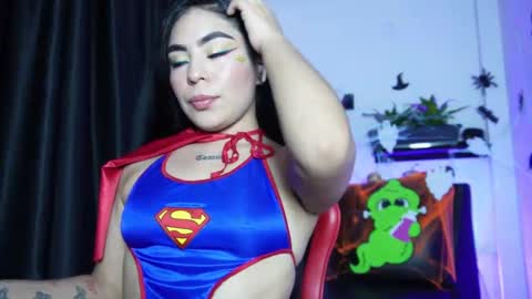 Snapshot of valkyria12 chatting on October 2025 12:11:02 AM Valkyria online show from October 2025 12:11:02 AM