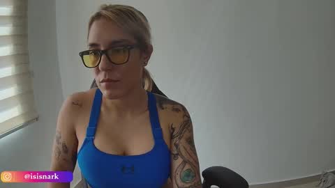 Snapshot of valkyriarose chatting on February 2026 03:39:02 PM Isis online show from February 2026 03:39:02 PM