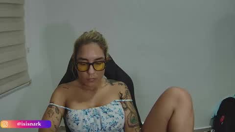 Snapshot of valkyriarose chatting on February 2026 03:13:01 AM Isis online show from February 2026 03:13:01 AM