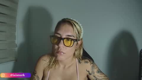 Snapshot of valkyriarose chatting on February 2026 11:47:02 PM Isis online show from February 2026 11:47:02 PM