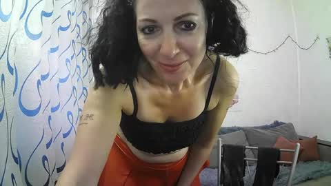 ValleriWind online show from June 2026 01:08:01 AM