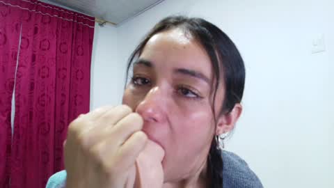 Snapshot of vallery_evanss chatting on January 2025 01:35:01 AM Taty independent account online show from January 2025 01:35:01 AM