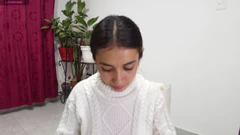 Snapshot of vallery_evanss chatting on February 2025 05:08:01 AM Taty independent account online show from February 2025 05:08:01 AM