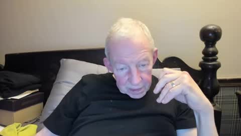 Snapshot of valleylaker chatting on February 2025 10:17:02 AM valleylaker online show from February 2025 10:17:02 AM