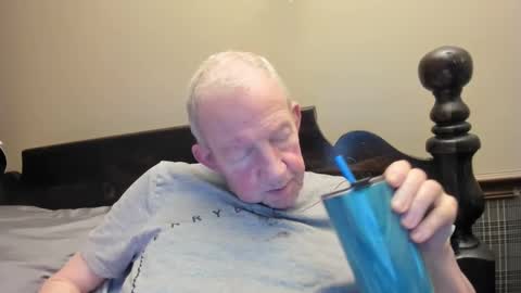 Snapshot of valleylaker chatting on September 2025 12:43:02 PM valleylaker online show from September 2025 12:43:02 PM