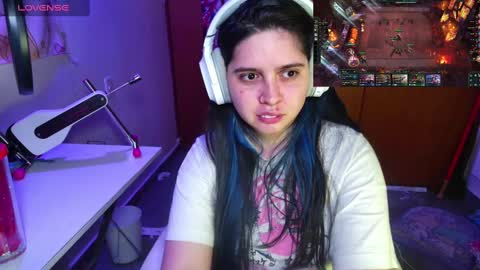 Im Violet online show from January 2025 02:06:01 AM