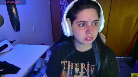 Im Violet online show from March 2025 03:39:01 AM