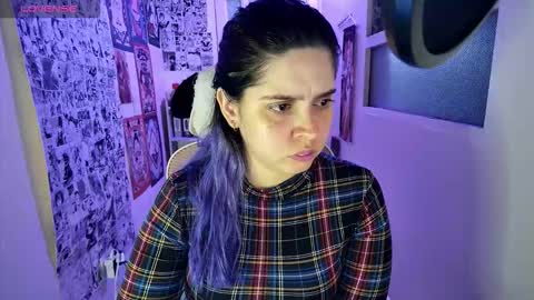 Im Violet online show from December 2025 02:38:01 AM