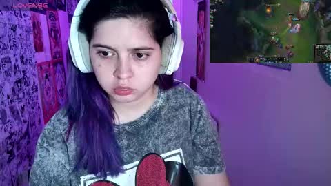 Snapshot of vallolet1_ chatting on March 2026 03:44:01 AM Im Violet online show from March 2026 03:44:01 AM