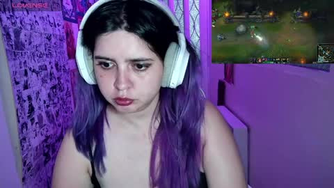 Snapshot of vallolet1_ chatting on March 2026 02:22:02 AM Im Violet online show from March 2026 02:22:02 AM