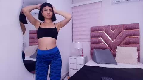 Snapshot of vallolet_01 chatting on June 2026 04:09:01 AM vallolet online show from June 2026 04:09:01 AM