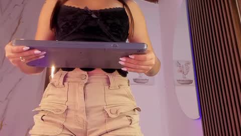 Snapshot of valloletsamar chatting on September 2025 11:56:01 AM Vallolet Peach  online show from September 2025 11:56:01 AM