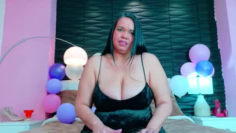 Valery online show from November 2025 05:02:01 PM