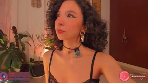 Snapshot of valyturner chatting on March 2026 09:30:01 PM online show from March 2026 09:30:01 PM