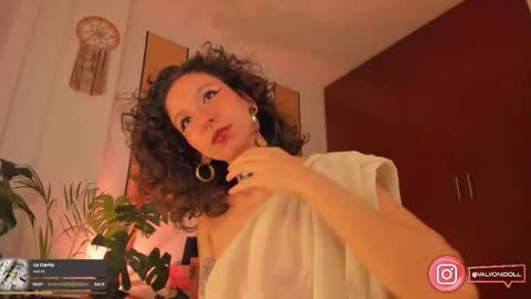 Snapshot of valyturner chatting on March 2026 11:33:01 PM online show from March 2026 11:33:01 PM