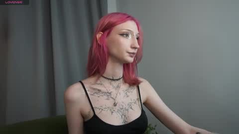 Leyla online show from May 2026 06:02:01 PM