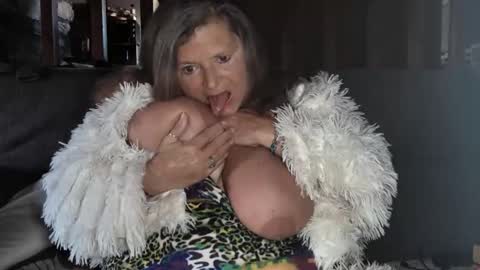 vampwoman online show from January 2025 04:55:02 PM