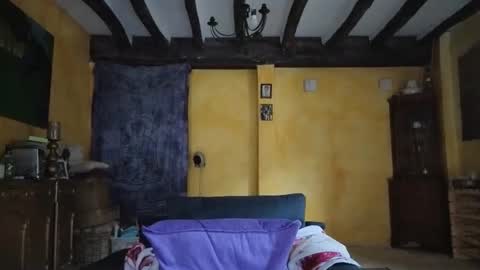 vampwoman online show from November 2025 07:20:02 AM