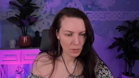 Snapshot of vandarossi chatting on November 2025 09:30:01 AM Vanda online show from November 2025 09:30:01 AM