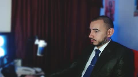 vanderheyl online show from March 2026 02:08:02 AM