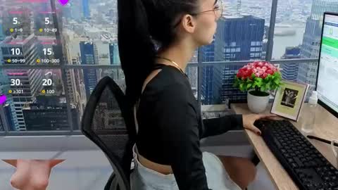 Snapshot of vanesa_19_ chatting on September 2025 01:12:01 PM VANESA online show from September 2025 01:12:01 PM