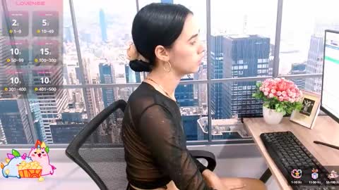 Snapshot of vanesa_19_ chatting on October 2025 02:03:01 PM VANESA online show from October 2025 02:03:01 PM