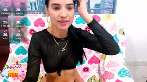Snapshot of vanesa_19_ chatting on October 2025 12:23:01 PM VANESA online show from October 2025 12:23:01 PM