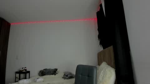 Snapshot of vanesa_g1 chatting on April 2026 05:21:02 AM vanesa_g1 online show from April 2026 05:21:02 AM