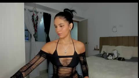 Snapshot of vanesa_g1 chatting on July 2026 04:10:01 AM vanesa_g1 online show from July 2026 04:10:01 AM