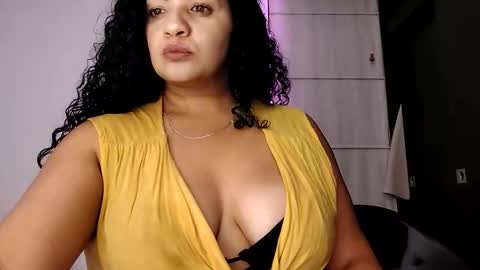 vanessa and samantha online show from February 2026 04:42:01 AM