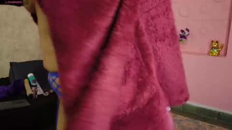 Snapshot of vanessa_7_ chatting on October 2025 09:33:01 PM Vanessa online show from October 2025 09:33:01 PM