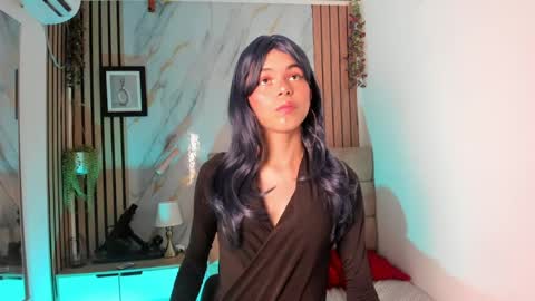 Snapshot of vanessa_jenner chatting on July 2026 02:37:02 AM vanessa_jenner online show from July 2026 02:37:02 AM