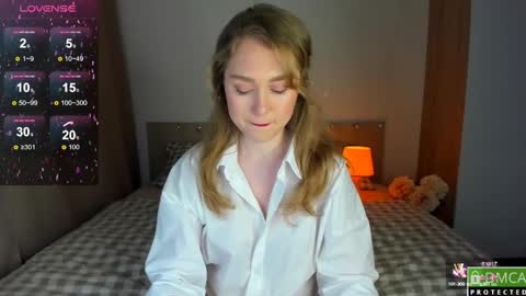 Vanessa Maes online show from February 2025 10:40:02 PM