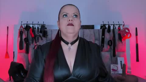 Vanessa online show from November 2025 12:16:02 PM